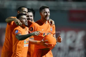 Dimulai Agustus, Kontestan Liga 1 2024/2025 Diharapkan Lulus AFC Club Licensing Foto : Stefano Lilipaly saat merayakan gol Borneo FC (c) Liga Indonesia Baru