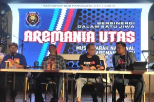 Bentuk Organisasi Legal, Arema Fans Gelar Munas Aremania Satu Foto : press conferrence Musyawarah Nasional Aremania (c) Bimaswara Dumugi