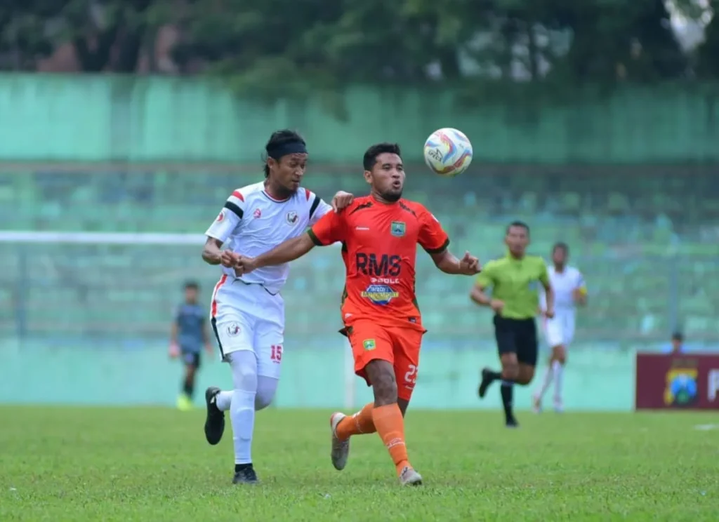 Era Baru Liga 3, Kompetisi Penuh Mulai 2024/2025 Foto : NZR Sumbersari saat bertemu Persekabpas di babak nasional (c)medianzrsumbersarifc