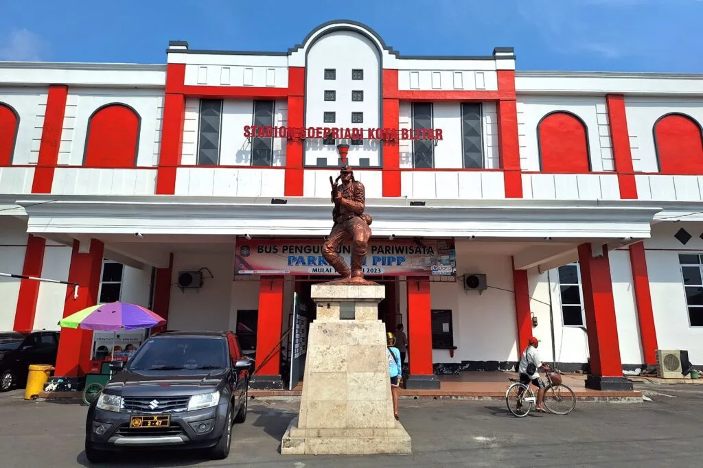 Arema FC Daftarkan Stadion Soepriadi Blitar Sebagai Home Base Liga 1 2024/2025 Foto : Arema FC ingin bermarkas di Stadion Soepriadi Kota Blitar (c)bimaswara