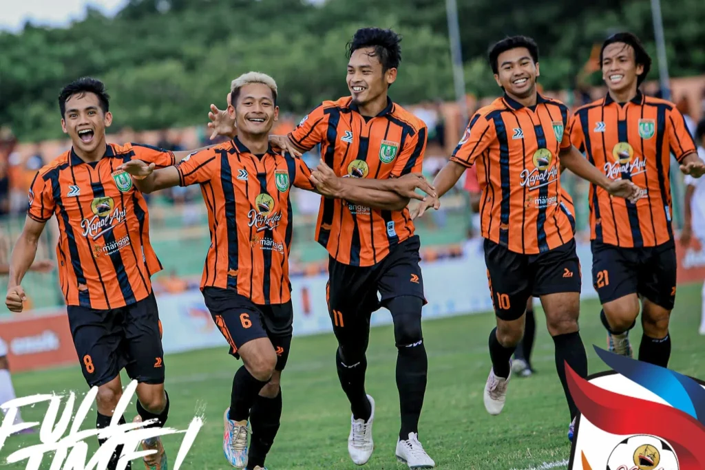 Format Liga 2, Regulasi Dan Tim Konstestan Musim 2024/2025 Foto : Skuat Persibo Bojonegoro saat tampil dalam kompetisi Liga 3 (c)IGpersibo