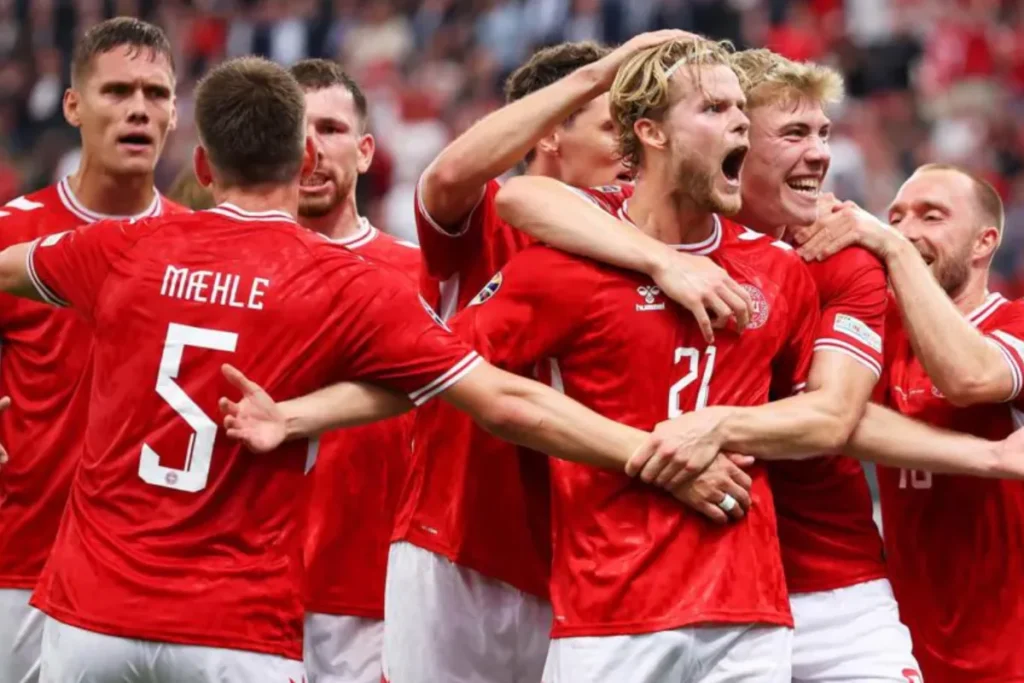 Euro 2024 : Jerman Semakin Dekat Dengan Target Juara Foto : para pemain Denmark saat selebrasi gol di Euro 2024 (c)uefa.com