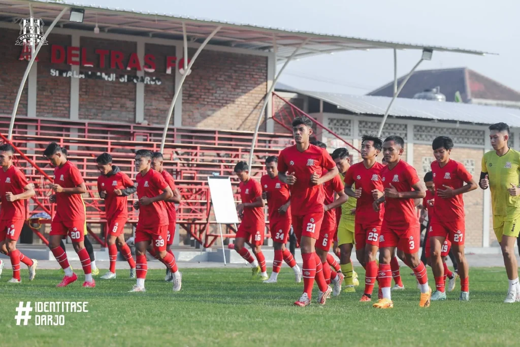 Bursa Transfer Liga 2 : Deltras FC Kencangkan Persiapan Usai Tunjuk Bejo Sugiantoro Foto : skuat Deltras FC saat latihan tim (c)mediadeltrasfc