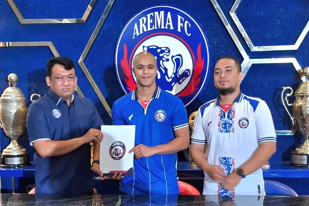 Bursa Transfer Liga 1 : Tambah Kekuatan, Arema FC Resmikan 3 Pilar Asing Baru Foto : Wilian Marcilio jadi proyeksi di lini serang Arema FC (c)bimaswara
