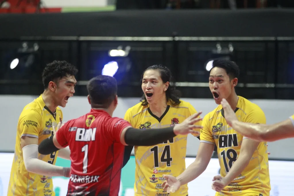 STIN BIN Tumbang di Laga Pembuka Final Four, PLN Mobile Proliga 2024 Aksi tim putra STIN BIN saat tampil di Proliga. (C) proliga.