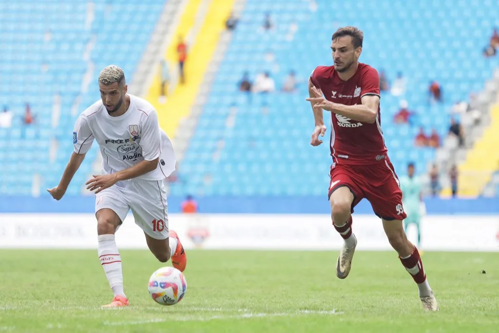 Review Pekan 3 Liga 1: Borneo FC Huni Dua Besar, Striker PSM Melejit Foto : Nermin Haljeta (c)XPSM_Makassar