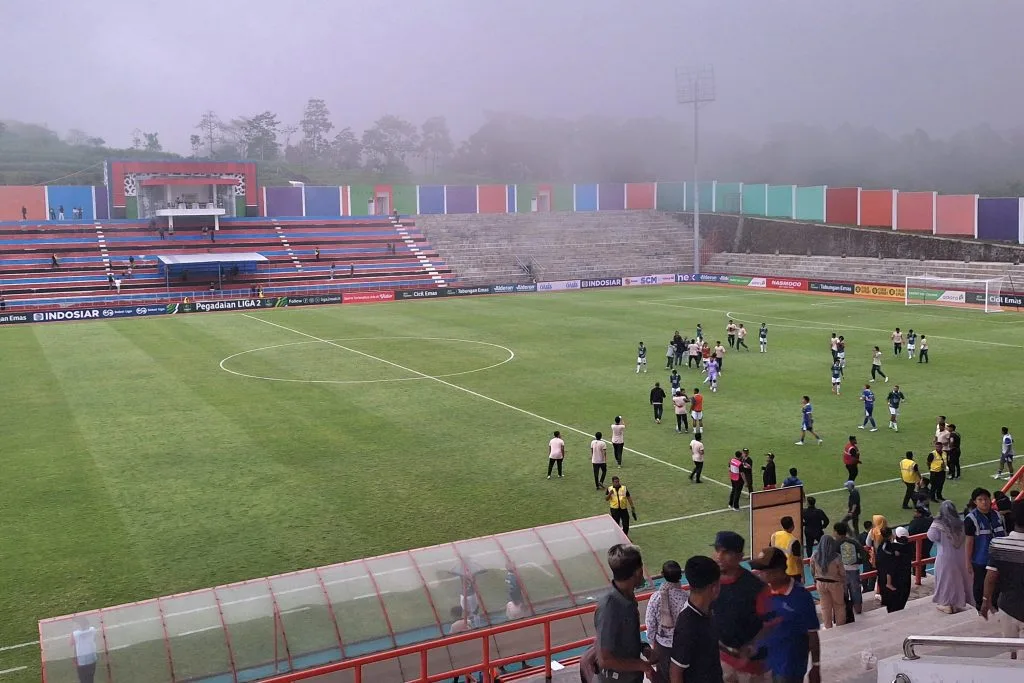 Gol Menit 93 Antar Nusantara United Menang Perdana Foto : cuaca berkabut di Stadion Kebogiro Boyolali (c)bimaswara