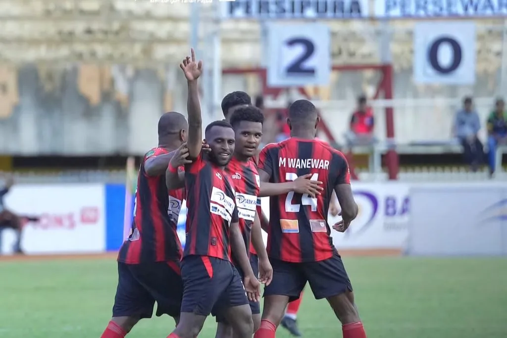 Segera Kick-Off, Inilah 2 Grup Championship 2025/26 Foto : Persipura mulai bangkit meraih poin di Liga 2 (c)IGpersipurapapua1963