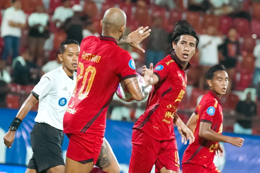 Persija Gagal Mentas, Persis Tim Ke-4 Dipimpin Caretaker Foto : Hanif Sjahbandi dkk wajib bangkit (c)persija.id