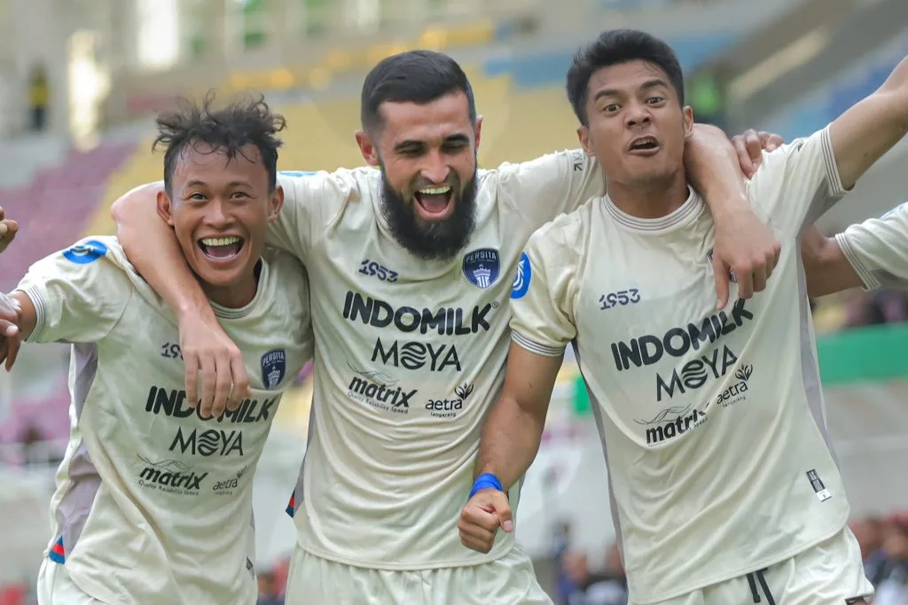 Ditekuk Persita, Catatan Negatif PSS Sleman Berlanjut Foto : selebrasi gol Javlon Guseynov dkk (c)XPersitajuara