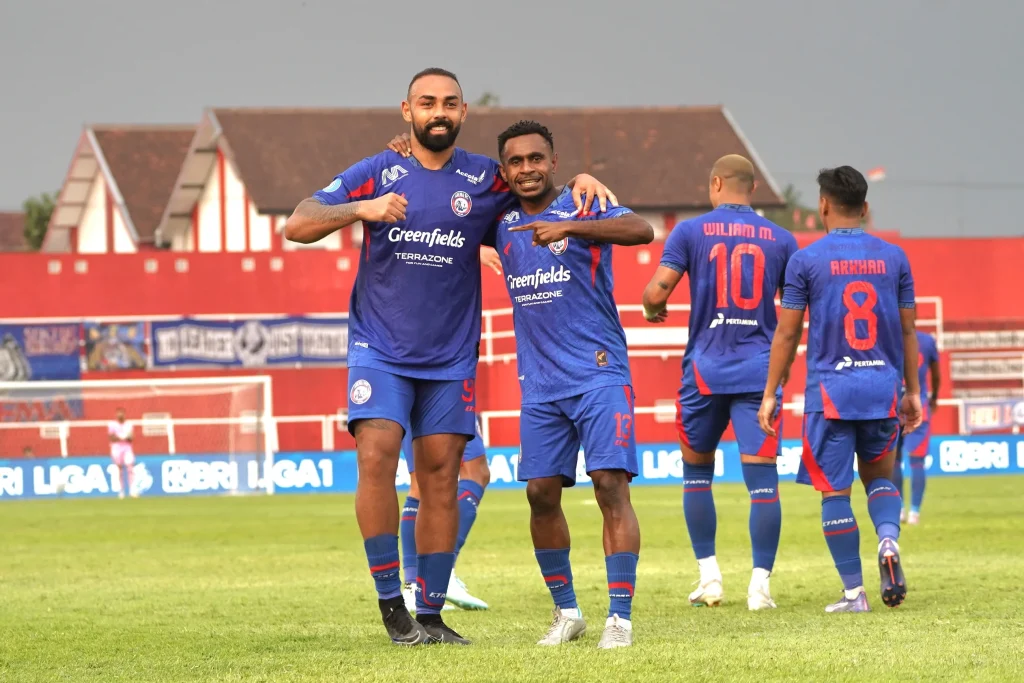 Review Pekan 23 Liga 1: Drama Kartu Merah, Lampu Mati, Tanpa Penonton Foto : Dalberto Luan Belo semakin produktif di Liga 1 (c)media-aremafc