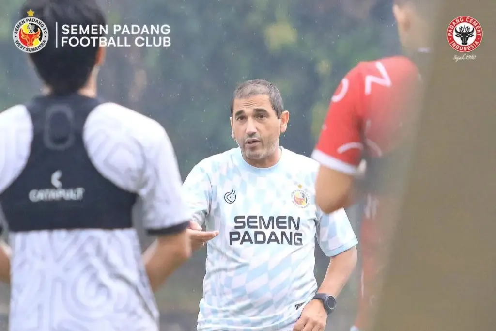5 Tim Berganti Pelatih, PSS Sleman Paling Sat Set Foto : Eduardo Almeida kembali tangani Semen Padang FC (c)IGsemenpadangfcid