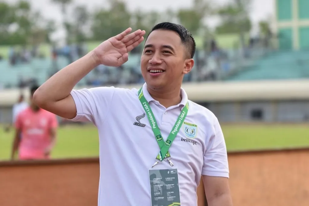 Persela Ajukan Banding Atas Sanksi 4 Laga Tanpa Penonton Foto : Manajer Persela, Fariz Julinar Maurisal (c)IGfarizjulinarmaurisal