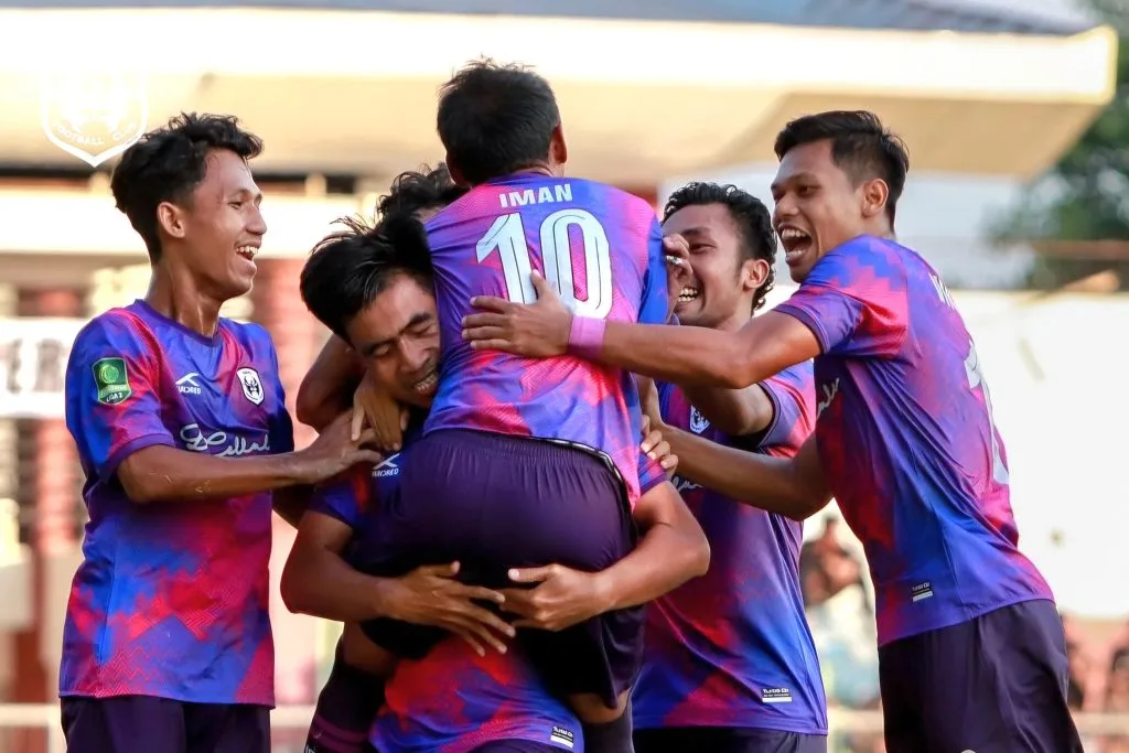 Review Pekan 10 Liga 2: Pelatih Baru Capai Target, Debut Djanur Antiklimaks Foto : selebrasi gol pemain Rans Nusantara FC di Liga 2 (c)IGrans.nusantara