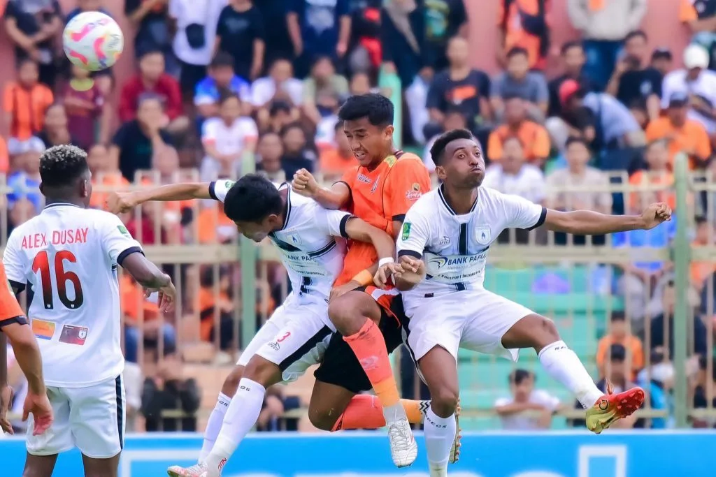 Review Pekan 13 Liga 2: Deltras Akhirnya Tumbang, Persela Menang WO Foto (c)IGpersibo.bojonegoro