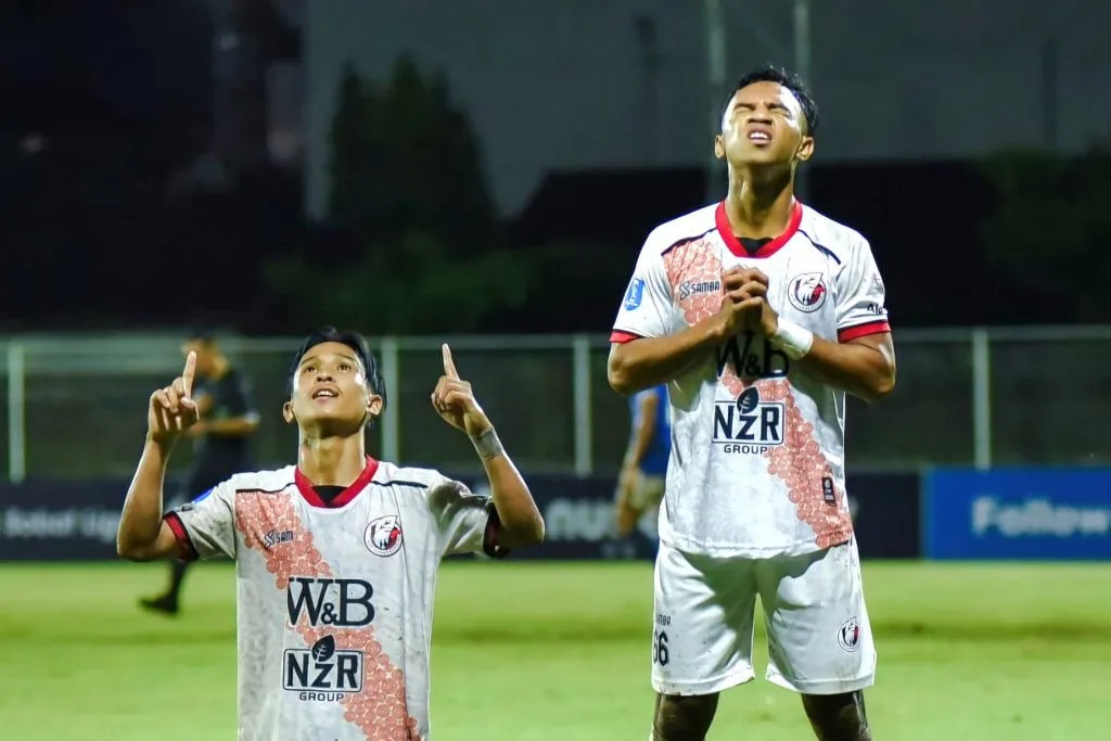 Review Pekan 1 Liga Nusantara: 29 Gol Tercipta, Sumut United FC Melesat Foto : Striker NZR Sumbersari FC, Jeka Maya Monteiro (kanan) (c)instagram-nzrsumbersari