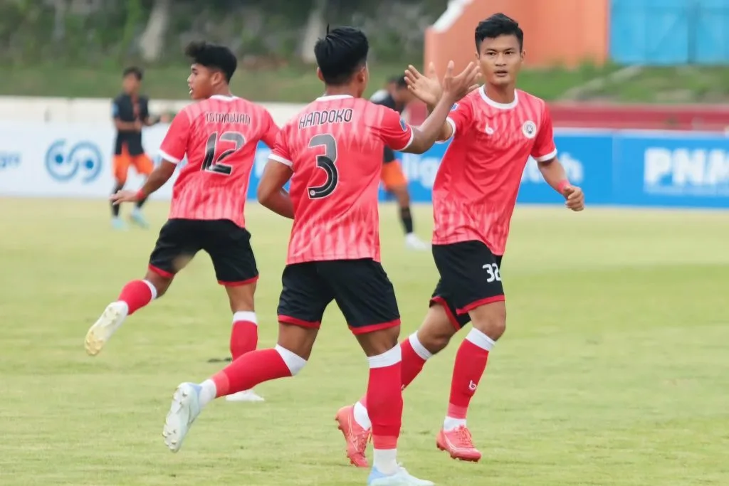 Review Pekan 11 Liga Nusantara: Perburuan Tiket Babak 6 Besar Kian Sengit Foto (c)instagram-sadasumut.fc
