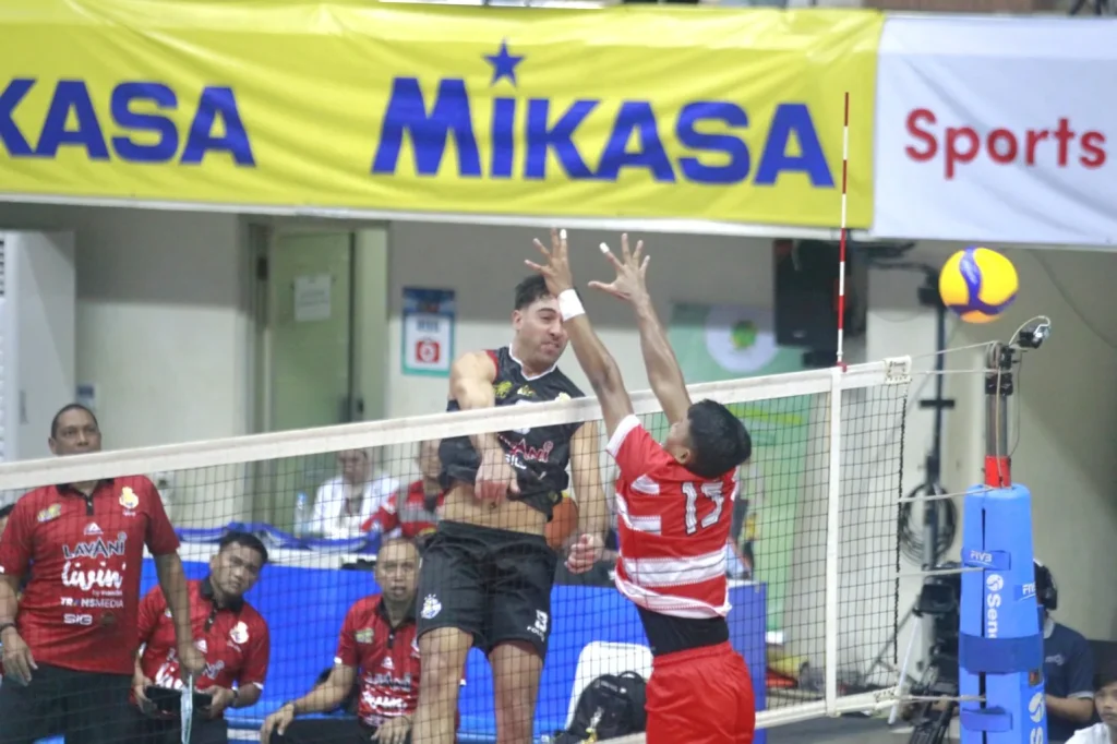 Jakarta Livin Mandiri Jadi Host, Ini Jadwal Proliga Surabaya Foto : pevoli asal Brasil, Renan Buiatti berperan krusial untuk LavAni (c)media-proliga