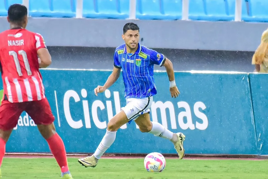 Review Pekan 18 Liga 2: PSIM Lolos 8 Besar, Rusuh Di Sidoarjo Foto: pemain Persibo dalam laga penentuan 8 besar lawan Deltras FC (c)instagram-persibo.bojonegoro