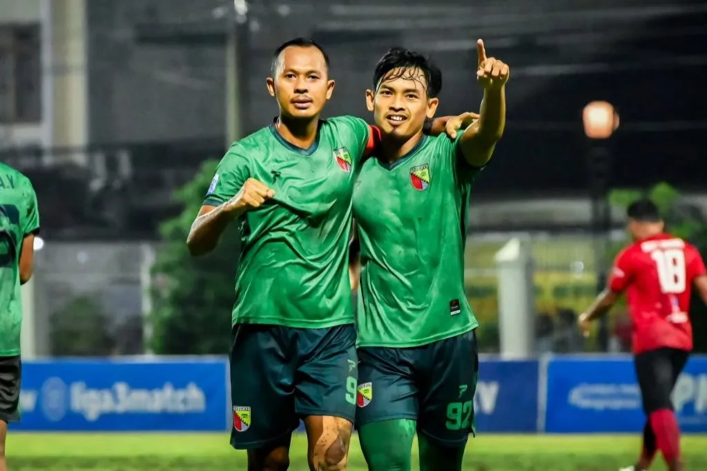 Review Pekan 13 Liga Nusantara: Persekabpas-Tornado Ke 6 Besar, 4 Tiket Masih Sengit Foto : Bayu Nugroho bersama Sansan Fauzi konsisten bawa Persikab meraih poin (c)instagram-persikab_bandung