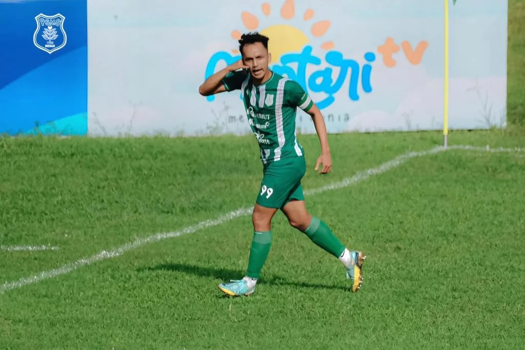 Review Play-Off Liga 2: Persipura Wakili Tim Tuan Rumah Berjaya Foto : selebrasi gol Rachmad Hidayat (c)instagram-official_psmsmedan