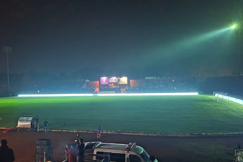 Persik Boyongan Ke Blitar Imbas 2 Kali Mati Lampu Foto : lampu Stadion Brawijaya Kediri kembali padam di tengah pertandingan Persik (c)iansetiawan