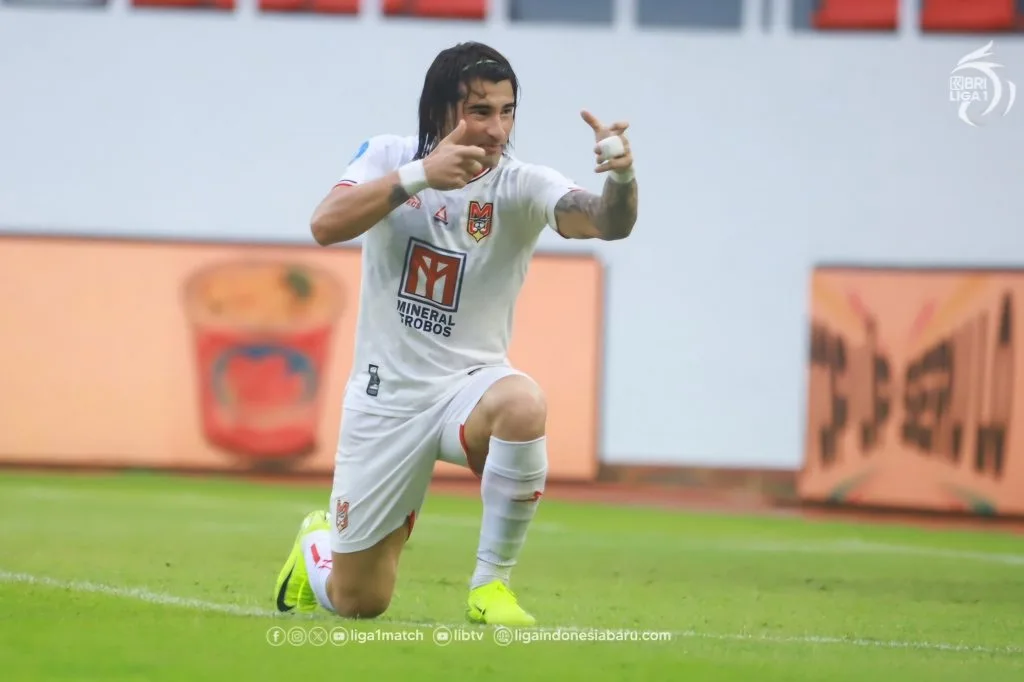 Review Pekan 29 Liga 1: Ujung 6 Musim Teco, Geliat Zona Degradasi Foto : Diego "Chino" Martinez konsisten mendulang gol untuk Malut United (c)ligaindonesiabaru.com