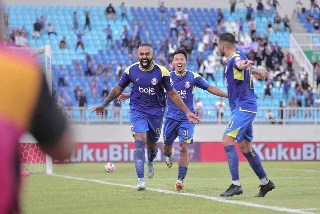 Review Pekan 3 Super League: Rekor Gol Dan Dominasi Brasil Foto: selebrasi gol Dalberto Luan Belo (c)DK-Wardhana