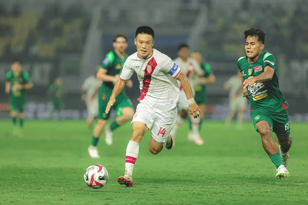 Review Pekan 11 Super League : Empat Besar Ketat Foto : kapten tim, Sho Yamamoto saat laga lawan Persebaya (c)X-persisofficial