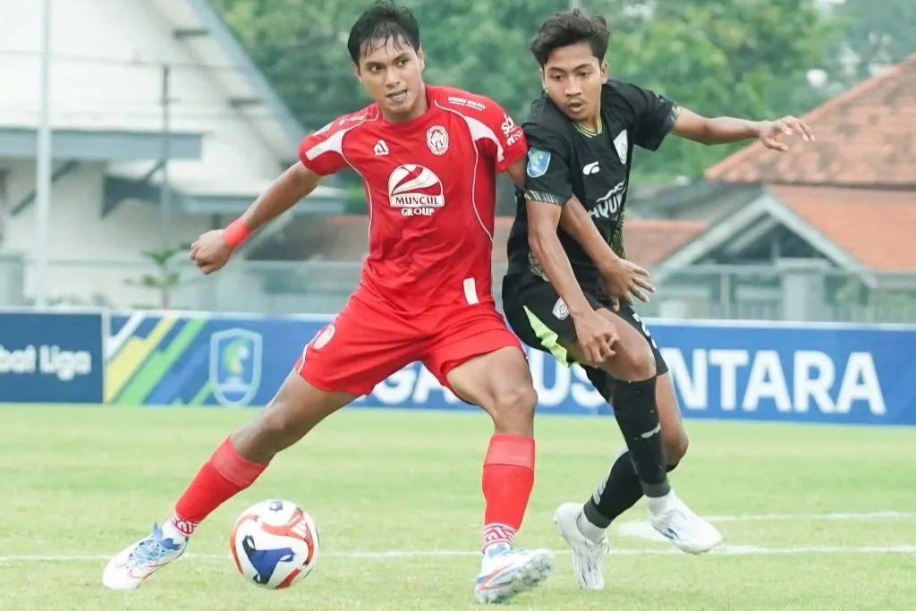 Review Pekan 8 Liga Nusantara : Dejan Dominan Foto : Persiba Bantul saat melawan Gresik United (c)Instagram-gresikunited