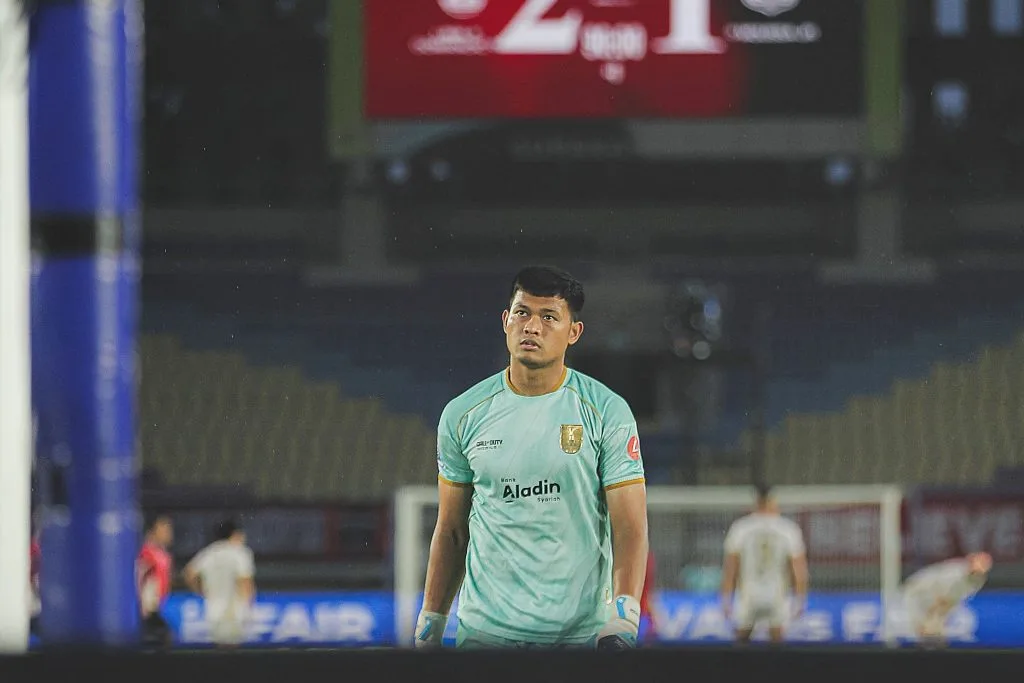 Madura United Menang, Persis Solo Degradasi Foto : Muhamad Riyandi jadi andalan penting Persis Solo (c)X-persisofficial
